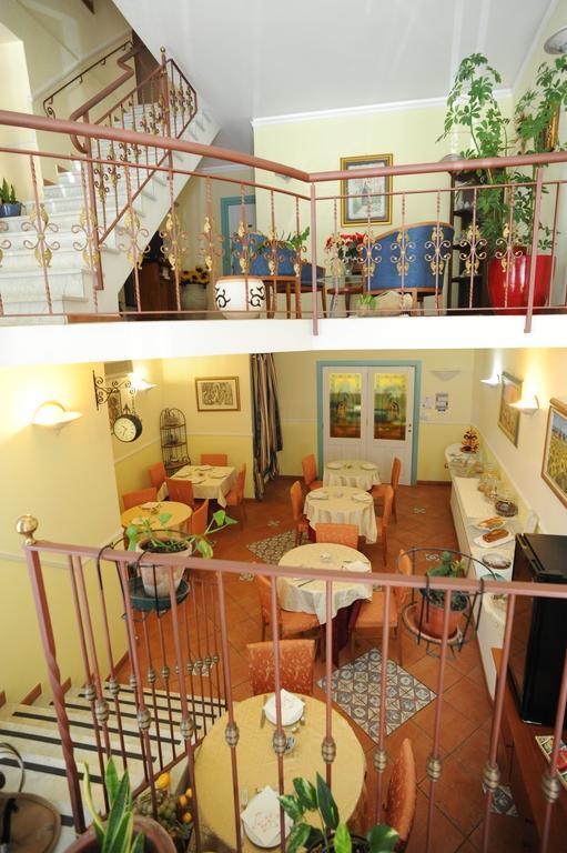 Mediterraneo 3*